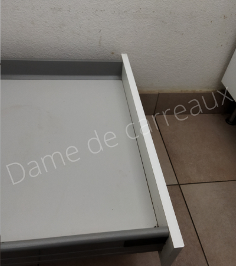 DAME DE CARREAUX
